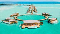 best resorts and hotels in the Maldives